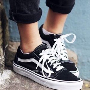 Vans Black Old Skool Skate Shoes Size 8